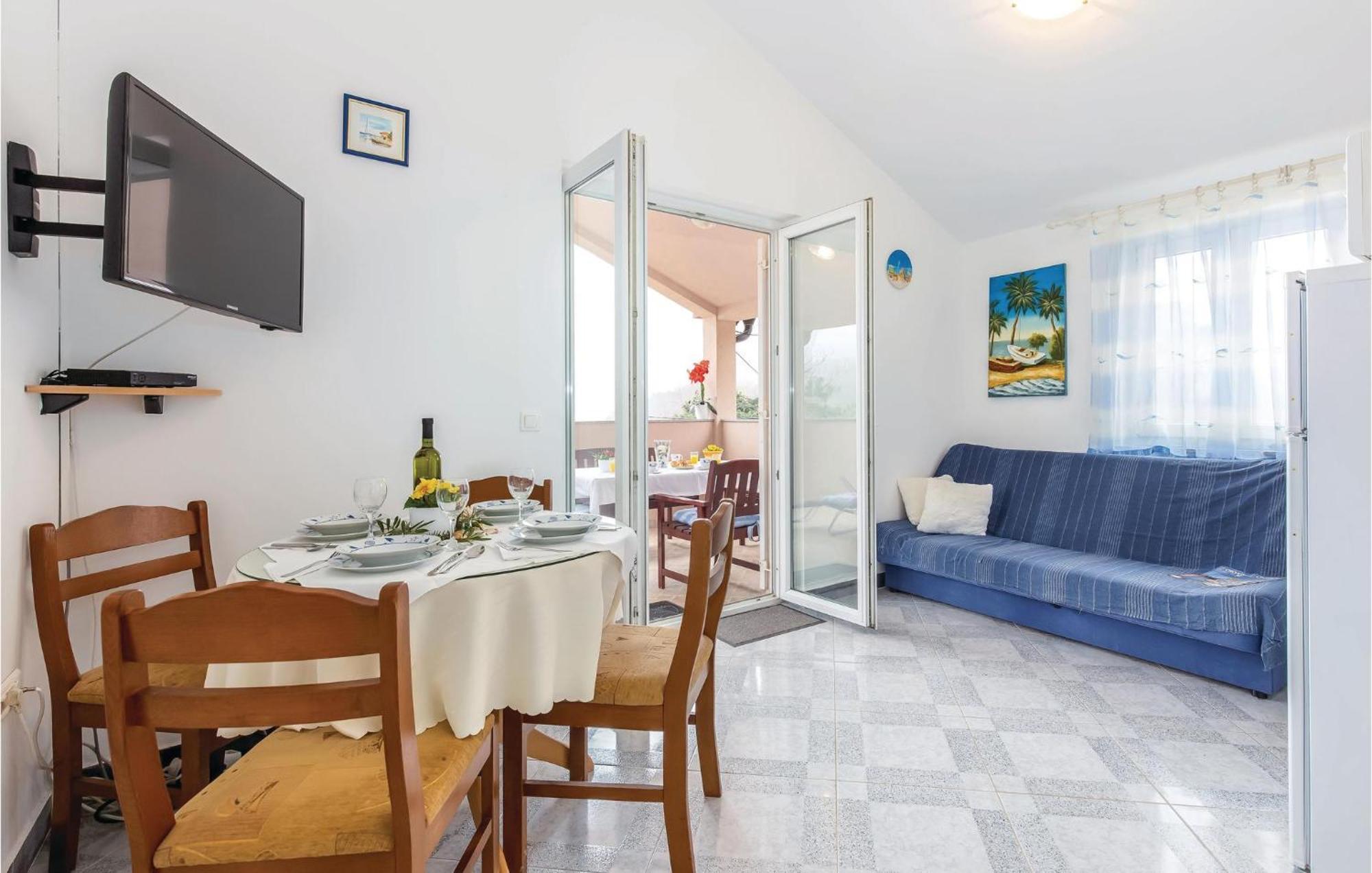 1 Bedroom Stunning Apartment In Bakarac Zewnętrze zdjęcie