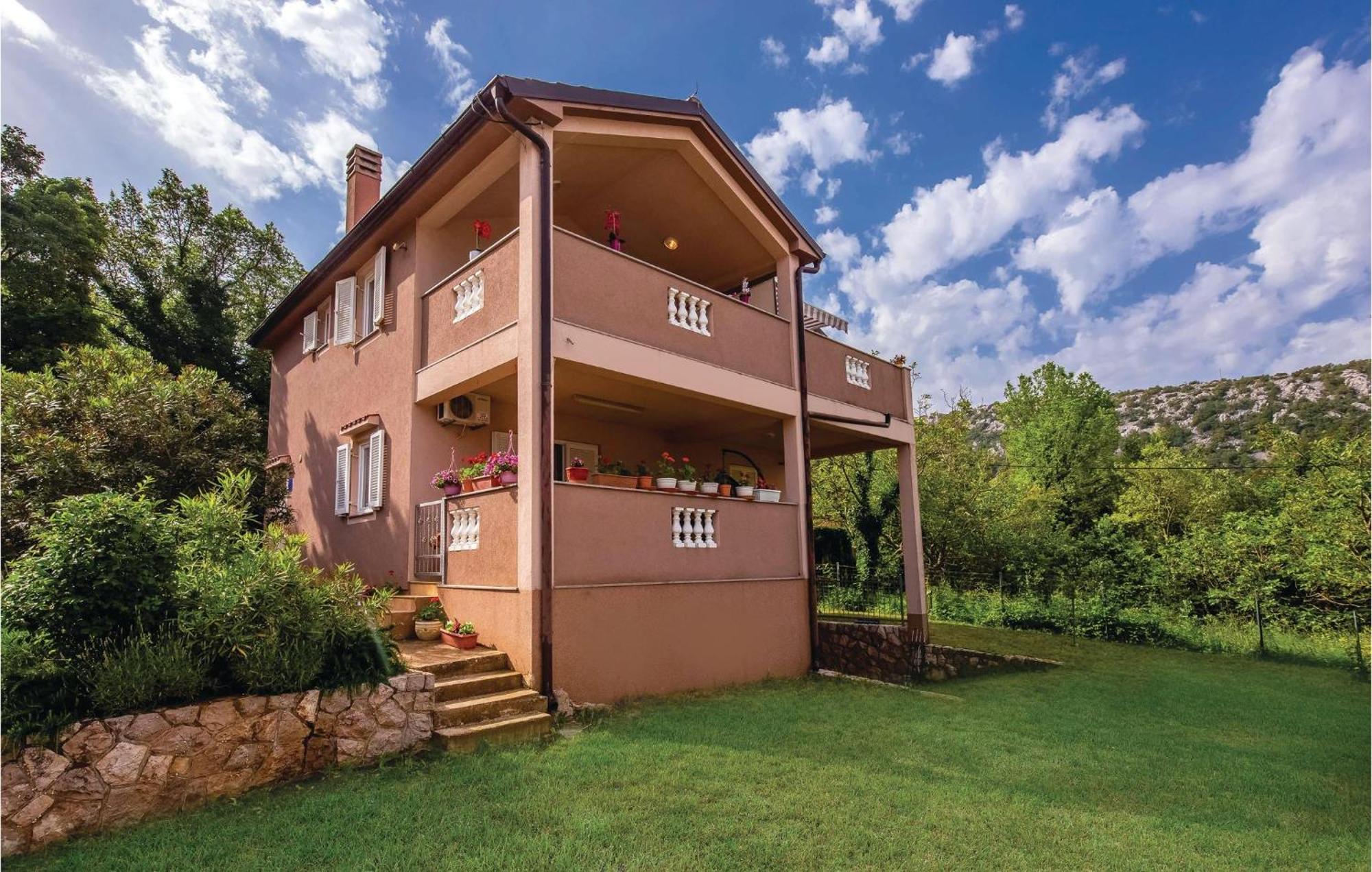 1 Bedroom Stunning Apartment In Bakarac Zewnętrze zdjęcie